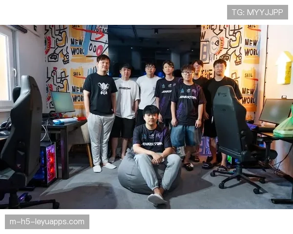 [战队名]官宣退赛：由于核心选手突发疾病，粉丝们都在留言区祈福健康💔