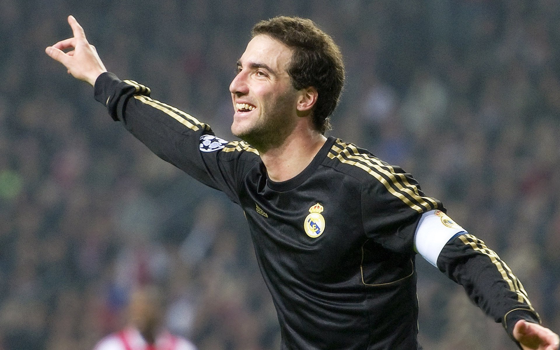 切尔西边锋闪耀,全队士气回升,切尔西巅峰时期阵容